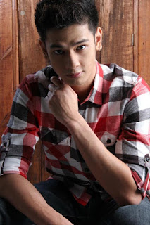 Profil dan Biodata Kevin Hillers | Biodata Lengkap Artis, Kevin Hillers, Model Tampan Yang Kini Terjun Jadi Aktor, Profil Kevin Hillers - tabloid profil artis dunia