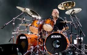 Biodata Lars Ulrich Ask Drummesr Metallica, Sahabat James Hetfield