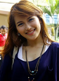 Biodata Ayu Ting Ting, Ingin Serius Bersama Shaheer Shyeikh