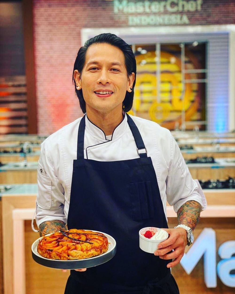 Chef Juna Biografi