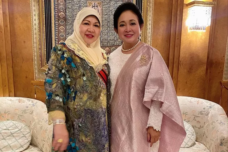 Profil Dan Biodata Titiek Soeharto Mantan Istri Prabowo Subianto Calon
